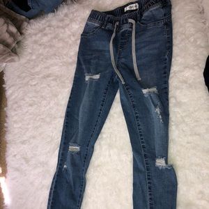 Fashion nova c’est toi jeans